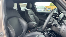 MINI Cooper 1.5 C Sport 5dr Auto Petrol Hatchback